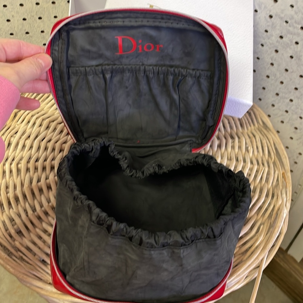 Dior makeup bag - Picture 4 of 13